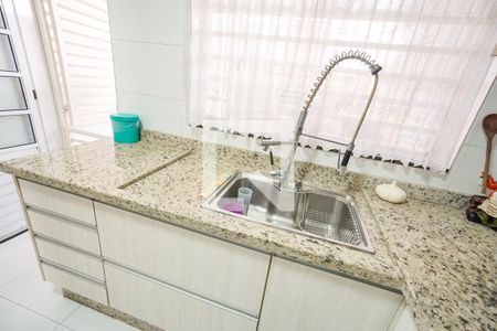 Casa à venda com 120m², 2 quartos e 2 vagas Casa à venda com 120m², 2 quartos e 2 vagasPia