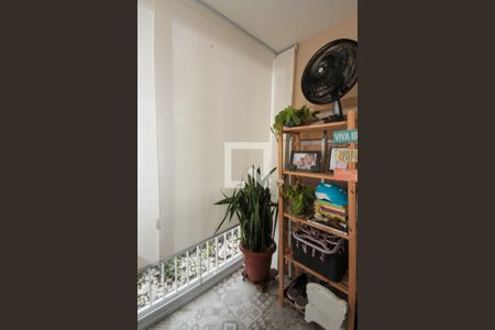 Apartamento à venda com 69m², 2 quartos e 1 vagaVaranda