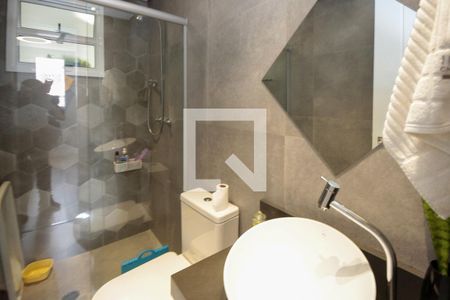 Apartamento à venda com 69m², 2 quartos e 1 vagaBanheiro Social