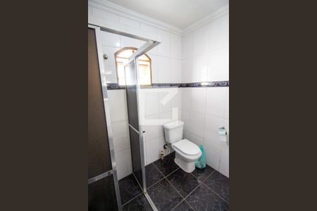 Banheiro de casa para alugar com 1 quarto, 27m² em Itaquera, São Paulo