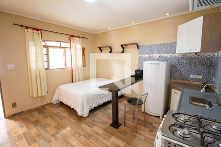 Quarto de casa para alugar com 1 quarto, 27m² em Itaquera, São Paulo