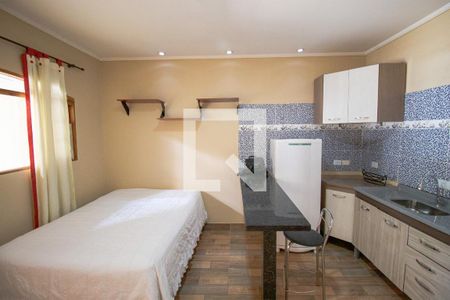 Quarto de casa para alugar com 1 quarto, 27m² em Itaquera, São Paulo