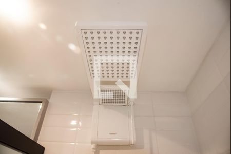 Banheiro de kitnet/studio para alugar com 1 quarto, 25m² em Vila Clementino, São Paulo