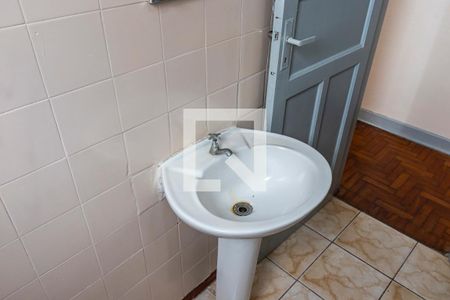 Apartamento para alugar com 60m², 2 quartos e sem vagaBanheiro