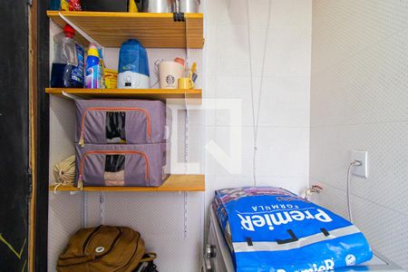 Banheiro de kitnet/studio para alugar com 1 quarto, 28m² em Bela Vista, São Paulo