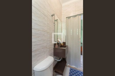 Casa à venda com 150m², 3 quartos e 2 vagas Casa à venda com 150m², 3 quartos e 2 vagasBanheiro Churrasqueira