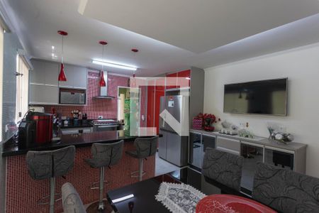 Casa à venda com 150m², 3 quartos e 2 vagas Casa à venda com 150m², 3 quartos e 2 vagasCozinha