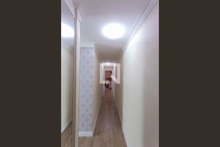 Casa à venda com 150m², 3 quartos e 2 vagas Casa à venda com 150m², 3 quartos e 2 vagasCorredor