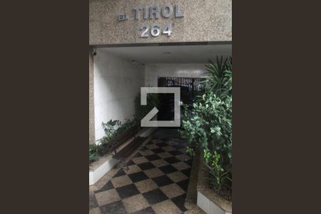 Apartamento para alugar com 92m², 2 quartos e 1 vagaFachada