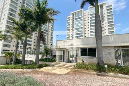 Apartamento à venda com 224m², 3 quartos e 3 vagasFachada