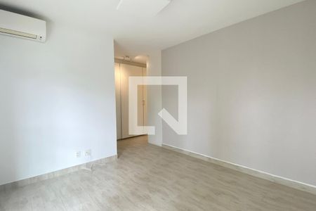 Apartamento à venda com 224m², 3 quartos e 3 vagasSuíte 1