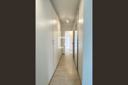 Apartamento à venda com 224m², 3 quartos e 3 vagasCloset da suíte 1