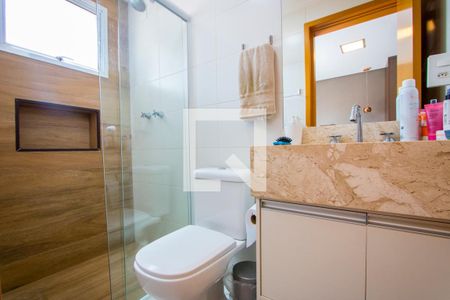 Apartamento à venda com 96m², 3 quartos e 2 vagasBanheiro do quarto 1