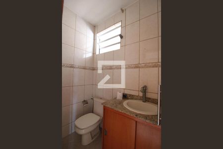 Lavabo de casa de condomínio para alugar com 3 quartos, 249m² em Pechincha, Rio de Janeiro