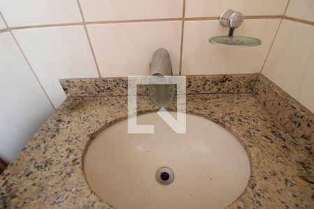 Casa de condomínio à venda com 249m², 3 quartos e 2 vagasLavabo