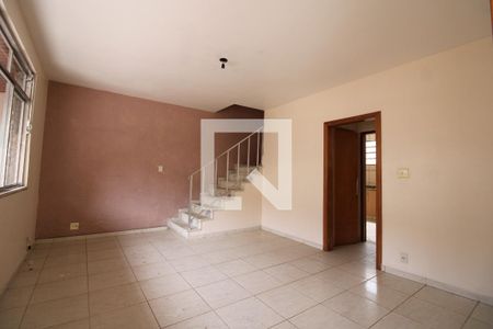 Sala de casa de condomínio à venda com 3 quartos, 249m² em Pechincha, Rio de Janeiro