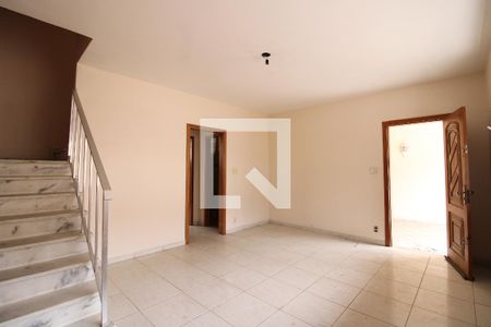 Sala de casa de condomínio à venda com 3 quartos, 249m² em Pechincha, Rio de Janeiro