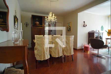 Sala de apartamento à venda com 3 quartos, 130m² em Vila Ipiranga, Porto Alegre