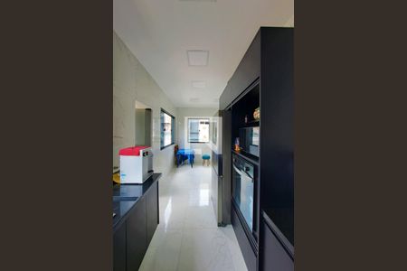 Casa para alugar com 214m², 2 quartos e sem vaga Casa para alugar com 214m², 2 quartos e sem vagaCozinha
