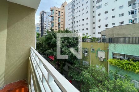 Sacada de apartamento à venda com 1 quarto, 60m² em Itaim Bibi, São Paulo