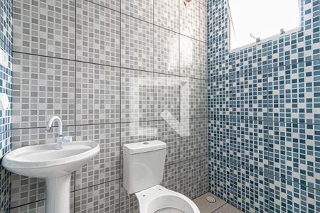 Banheiro de apartamento para alugar com 1 quarto, 24m² em Vila Santa Teresa, São Paulo