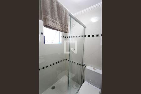 Casa à venda com 120m², 2 quartos e 2 vagasBanheiro da Suíte 2