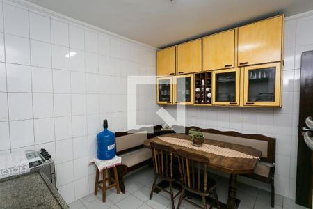 Casa à venda com 120m², 2 quartos e 2 vagasCozinha