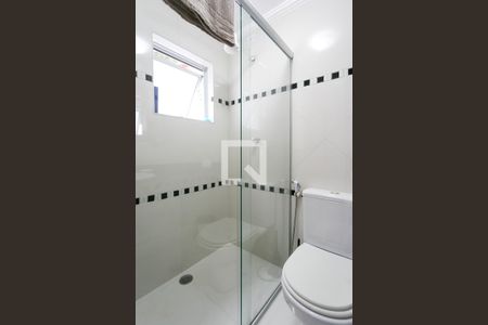 Casa à venda com 120m², 2 quartos e 2 vagasBanheiro da Suíte 2