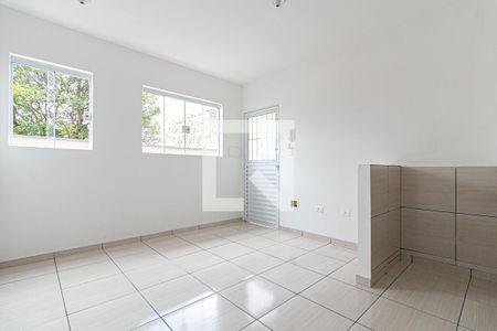 Sala de apartamento para alugar com 2 quartos, 33m² em Vila Santa Teresa, São Paulo