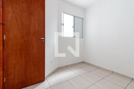 Quarto 2 de apartamento para alugar com 2 quartos, 33m² em Vila Santa Teresa, São Paulo