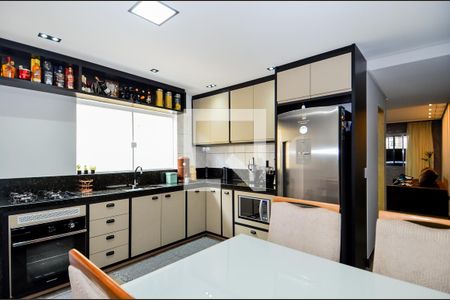 Casa à venda com 190m², 3 quartos e 2 vagasCozinha