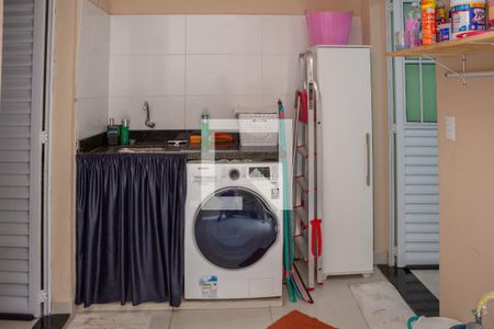 Casa à venda com 88m², 3 quartos e 1 vaga Casa à venda com 88m², 3 quartos e 1 vagaÁrea de Serviço