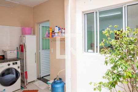 Casa à venda com 88m², 3 quartos e 1 vaga Casa à venda com 88m², 3 quartos e 1 vagaÁrea de Serviço