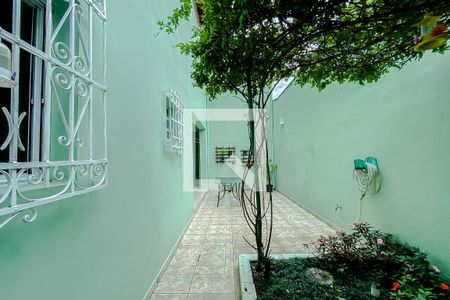 Casa à venda com 200m², 3 quartos e 3 vagas Casa à venda com 200m², 3 quartos e 3 vagasQuintal