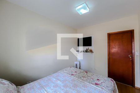Casa à venda com 200m², 3 quartos e 3 vagas Casa à venda com 200m², 3 quartos e 3 vagasQuarto 3 - Suíte