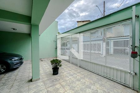 Casa à venda com 200m², 3 quartos e 3 vagas Casa à venda com 200m², 3 quartos e 3 vagasGaragem