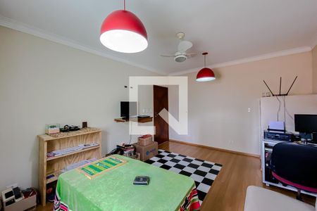 Casa à venda com 200m², 3 quartos e 3 vagas Casa à venda com 200m², 3 quartos e 3 vagasSala 2