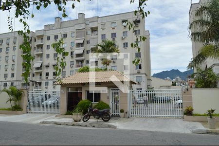 Apartamento para alugar com 54m², 2 quartos e 1 vagaFachada e portaria