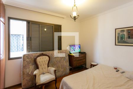 Apartamento à venda com 180m², 4 quartos e 3 vagasQuarto 2