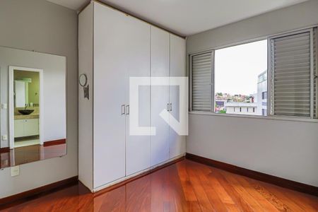 Apartamento para alugar com 174m², 4 quartos e 3 vagasCloset do Quarto 4 Suíte