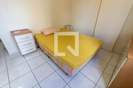 Apartamento para alugar com 76m², 2 quartos e 1 vaga Apartamento para alugar com 76m², 2 quartos e 1 vagaDetalhe da suíte