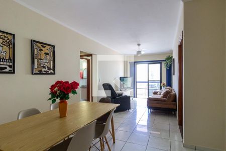 Sala de apartamento para alugar com 2 quartos, 76m² em Guilhermina, Praia Grande