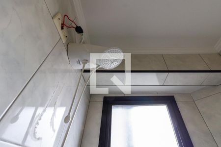 Apartamento para alugar com 76m², 2 quartos e 1 vaga Apartamento para alugar com 76m², 2 quartos e 1 vagaDetalhe do banheiro da suíte