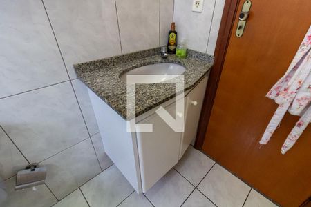Apartamento para alugar com 76m², 2 quartos e 1 vaga Apartamento para alugar com 76m², 2 quartos e 1 vagaDetalhe do banheiro da suíte
