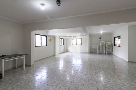 Apartamento para alugar com 76m², 2 quartos e 1 vaga Apartamento para alugar com 76m², 2 quartos e 1 vagaÁrea comum - salão de festas