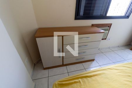 Apartamento para alugar com 76m², 2 quartos e 1 vaga Apartamento para alugar com 76m², 2 quartos e 1 vagaDetalhe da suíte