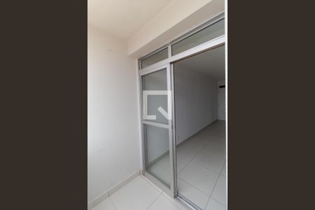 Apartamento para alugar com 115m², 3 quartos e 1 vaga Apartamento para alugar com 115m², 3 quartos e 1 vagaSacada da Salas