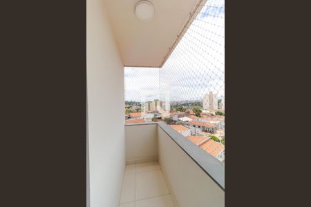 Apartamento para alugar com 115m², 3 quartos e 1 vaga Apartamento para alugar com 115m², 3 quartos e 1 vagaSacada do Quarto 02