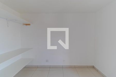Apartamento para alugar com 115m², 3 quartos e 1 vaga Apartamento para alugar com 115m², 3 quartos e 1 vagaQuarto 02