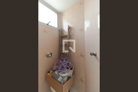Apartamento para alugar com 115m², 3 quartos e 1 vaga Apartamento para alugar com 115m², 3 quartos e 1 vagaBanheiro de Serviço